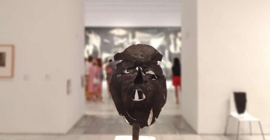 Madrid: Guided Tour of Reina Sofía Museum with Entry Ticket - Key things I’d plan around