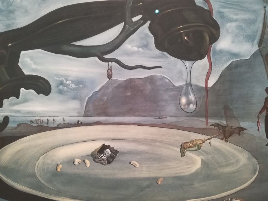 Madrid: Guided Tour of Reina Sofía Museum with Entry Ticket - Practical details to make the day smoother