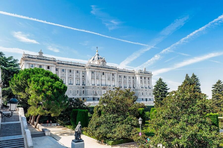 Madrid: Guided Tour of the Royal Palace with Fast Access - Key highlights worth your time