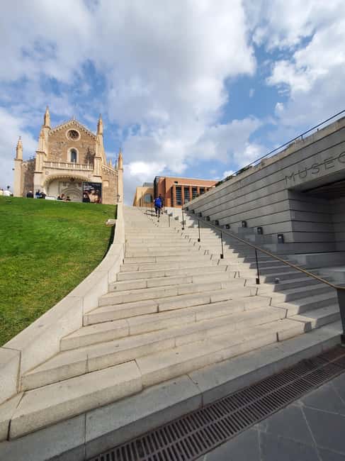 Madrid: guided visit of the Prado Museum with a native Italian-speaking tour guide - Why the Prado Works Best with a Live Italian Guide