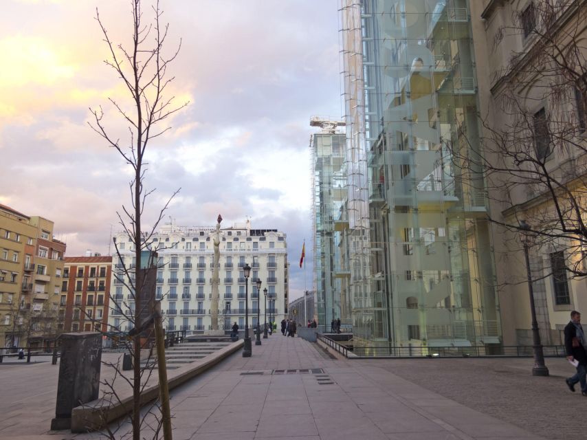 Madrid: Guided visit to Reina Sofia & Thyssen Museum - Timing and the Two-Part Setup: What to Watch Before You Go