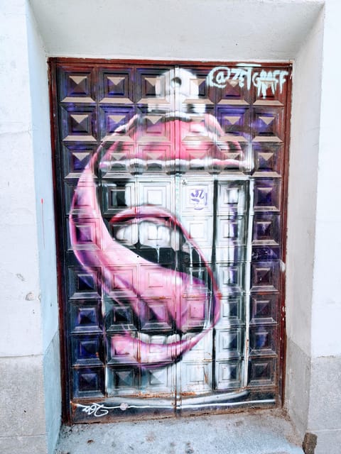 Madrid: Hidden Street Art Tour - Calle de Argumosa: First Murals, First Lessons