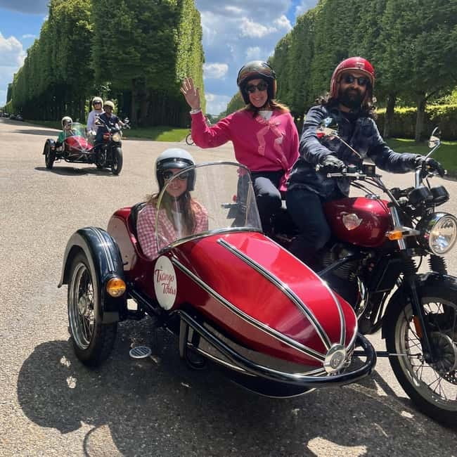 Madrid Highlights: Private Vintage Sidecar Tour (1 Hour) - What to bring, and how to avoid photo frustration
