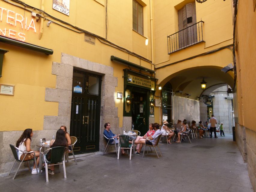 Madrid Historical in French (petit comité & private) - Plaza de la Villa: medieval Madrid in a compact, human-scale square