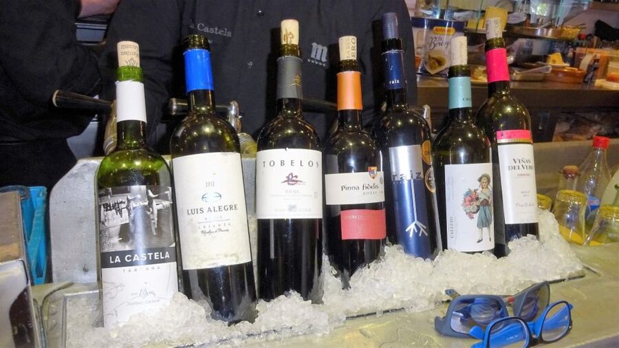 Madrid: Iberico Ham and Spanish Wine Small-Group Food Tour - Ham, wine, and a Madrid mindset for shopping