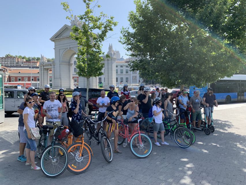 Madrid: Literary Quarter & Retiro Park Electric Bike Tour - Key highlights you’ll feel fast