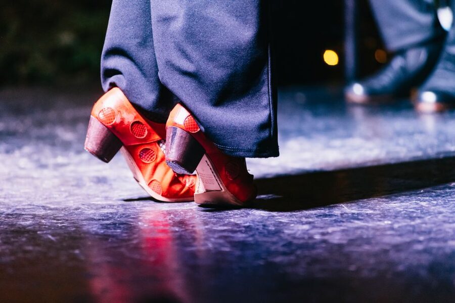 Madrid: Live Flamenco Show with Food and Drinks Options - How authentic is it: production-style flamenco vs raw street feeling