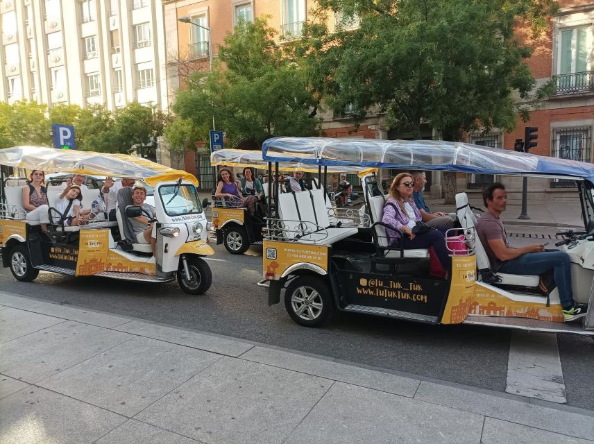 Madrid: Modern tour with Private guide in yellow tuk tuk - Why a yellow electric tuk tuk is smart for Madrid’s big sights