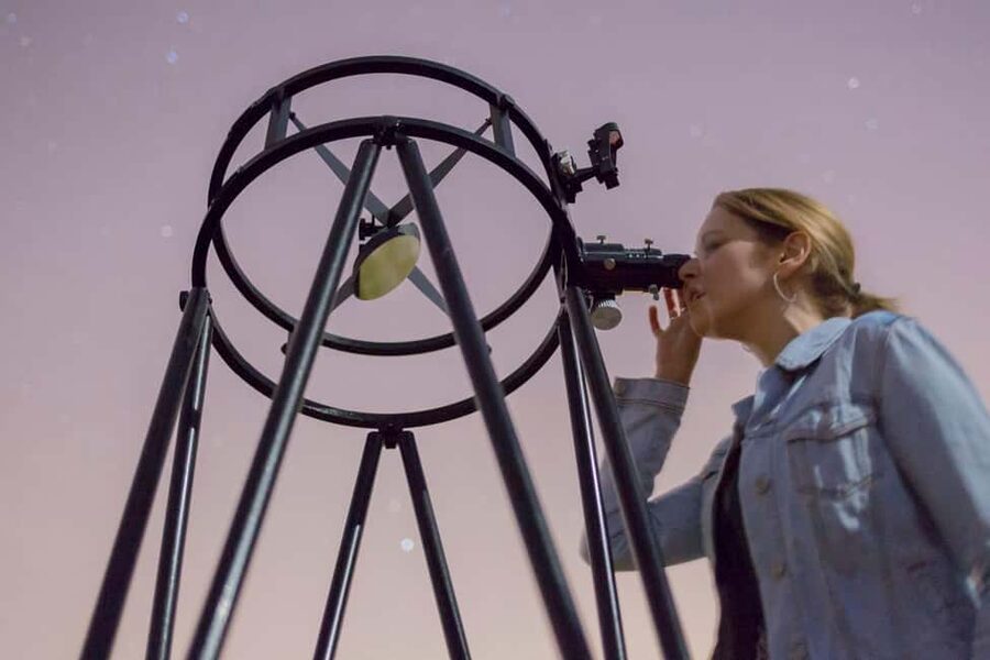 Madrid: Night sky observation with an expert astronomer - A two-hour star primer in Madrid you can actually use