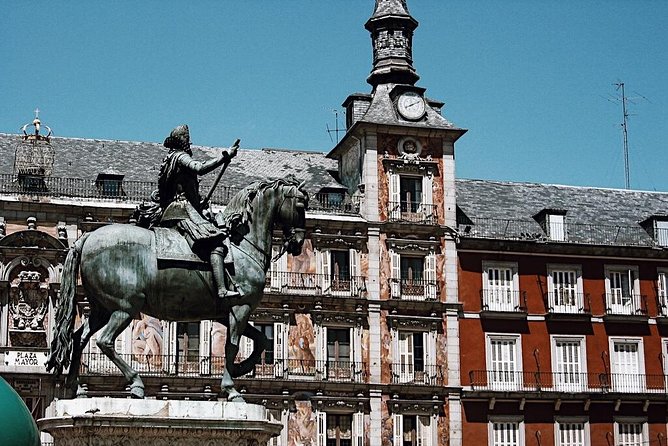 Madrid Old City Guided Walking Tour Semi-Private 12ppl Max - A 2.5-Hour Primer on Old Madrid, Kept Human-Scale