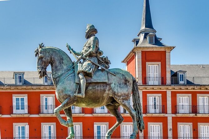 Madrid Old Town Tour & Flamenco Show with Optional Dinner - Meeting near Opera: find the guide and get your bearings fast