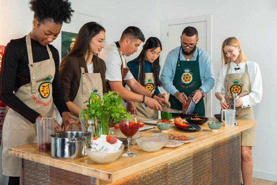 Madrid: Paella & Sangria Classes – Seafood, Chicken or Vegan - Tips to Get the Most Out of Your Paella and Sangria Day