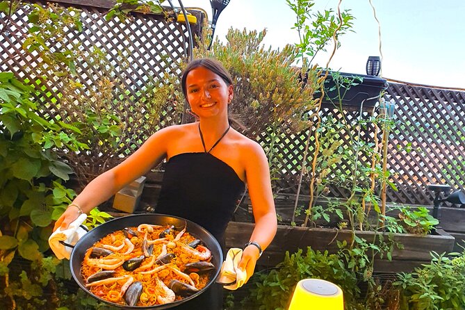 Madrid: Paella & Sangria Classes- Seafood, Chicken & Vegan option - Shared cooking and the group energy that makes it worth doing