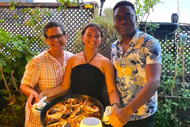 Madrid: Paella & Sangria Classes- Seafood, Chicken & Vegan option - Lunch plus liquor tastings: it’s not just food, it’s a full meal arc
