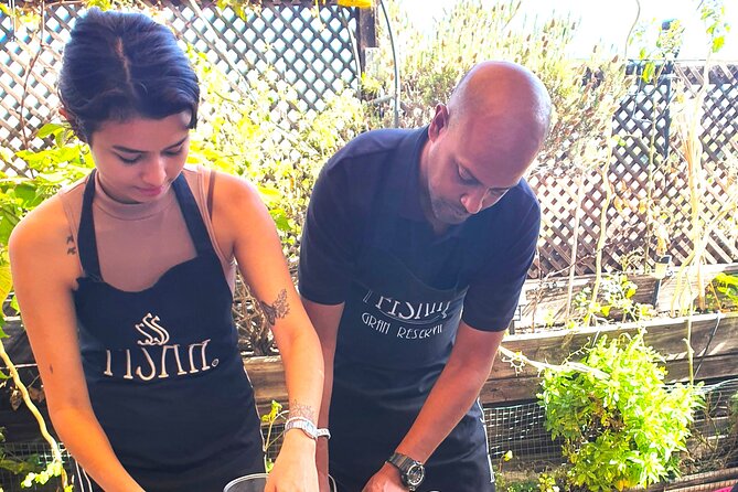 Madrid: Paella & Sangria Classes- Seafood, Chicken & Vegan option - Paella cooking: seafood, chicken, and a vegetarian path that can work