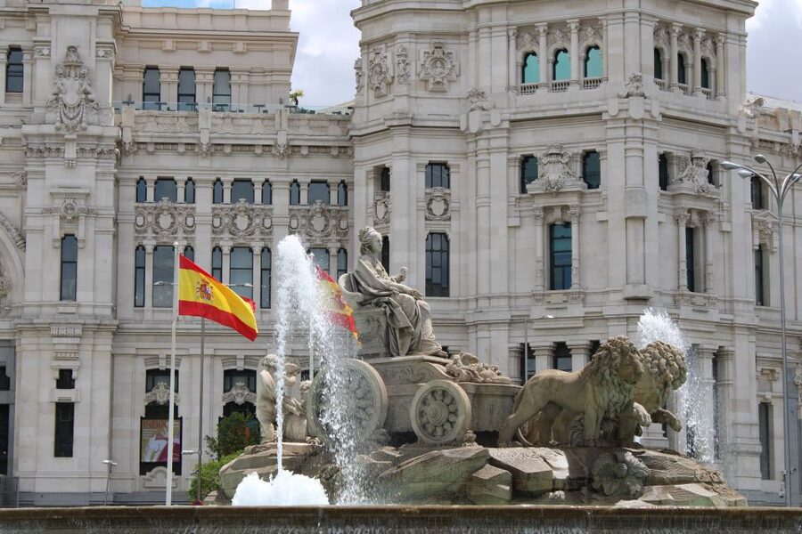 Madrid: Panoramic Open-Top Bus Day or Night Tour with Guide - Should You Book This Madrid Open-Top Bus Tour by Night or Day?