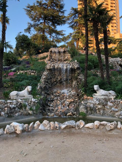 Madrid: Prado Avenue and Retiro Park Guided Walking Tour - From Banco de España to Puerta de Alcalá: The Simple Route Logic