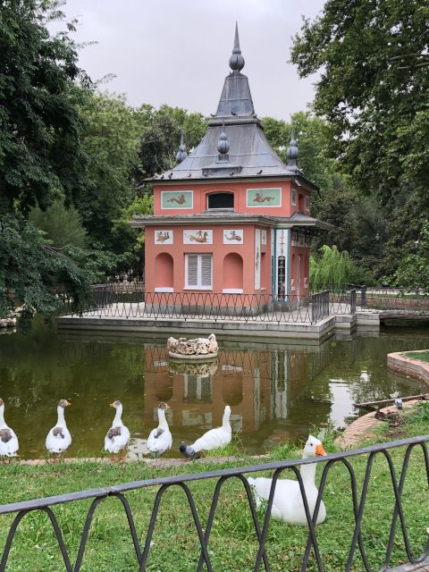 Madrid: Prado Avenue and Retiro Park Guided Walking Tour - What to Bring and How to Make It Comfortable