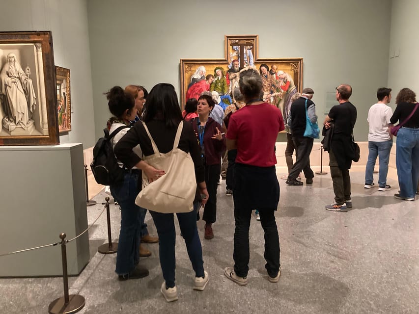Madrid: Prado Museum Masterpieces Tour with Entry Ticket - The art-restorer angle: better looking, not just better talking