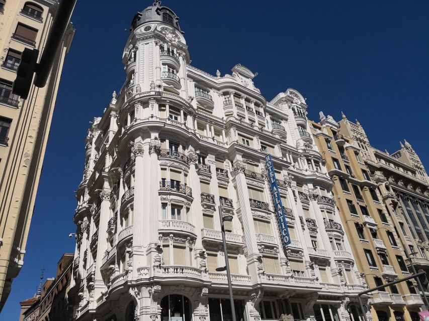 Madrid: Private 3-Hour Tour - Almudena Cathedral and Royal Palace areas: big moments without the long lines