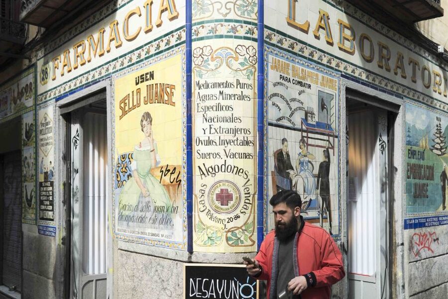 Madrid: Private 3-Hour Tour - Private guide value, languages, and what to look for
