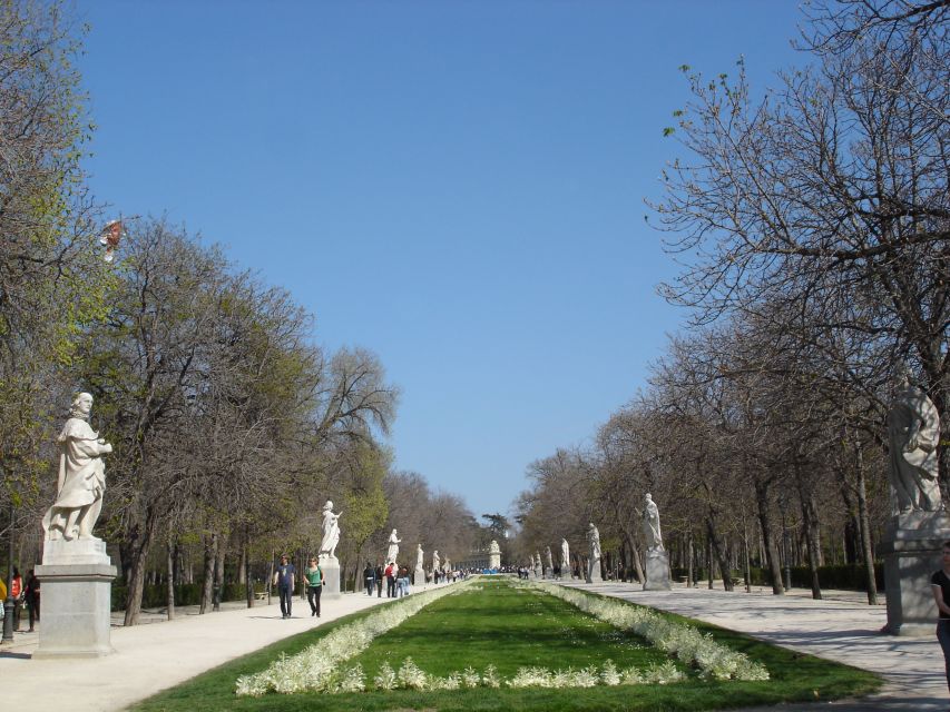Madrid: Private Custom City Tour with Driver and Guide - Gran Vía and Paseo de la Castellana: baroque-and-boulevard Madrid