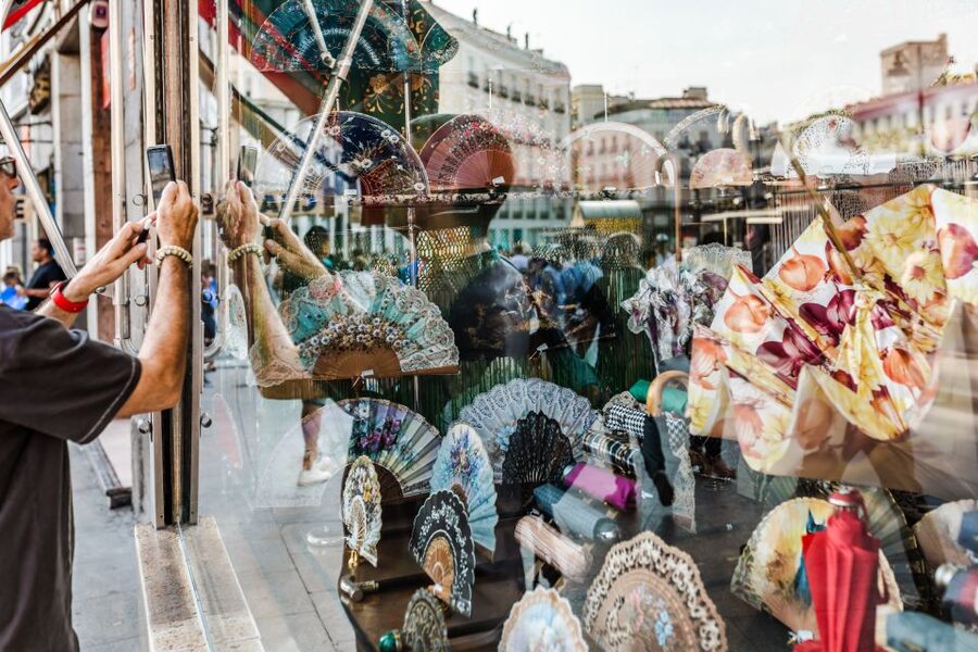 Madrid: Private Custom Experience with a Local, Icons & Gems - How the custom guide approach changes your whole Madrid day