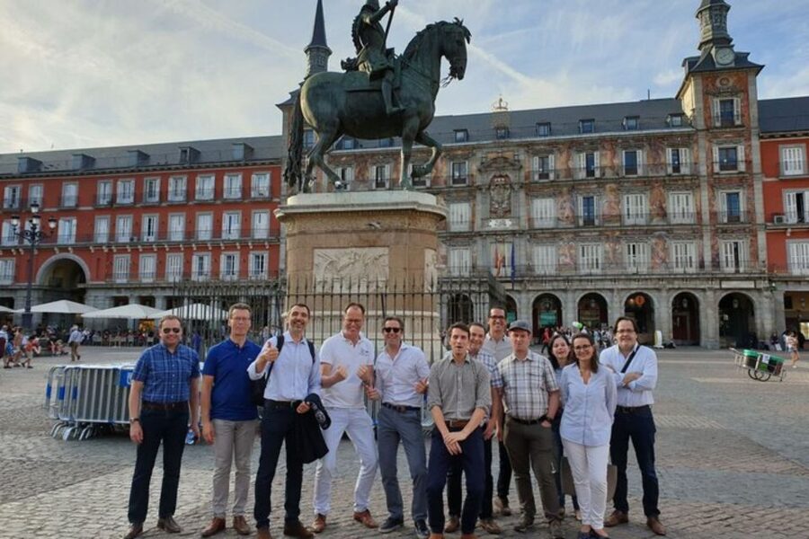 Madrid: Private custom tour with a local guide - The best kind of sightseeing: exteriors, context, and photo stops