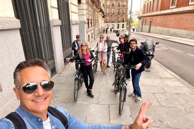 Madrid : Private Custom Walking Tour With A Guide (Private Tour) - Food, bars, shopping, and flamenco ideas you can use that night