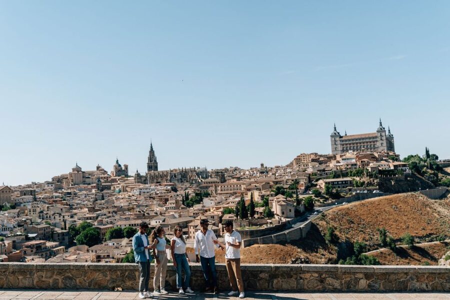 Madrid: Private Day Tour of Toledo & High-Speed Train Ticket - Madrid to Toledo in Half an Hour on the AVE train