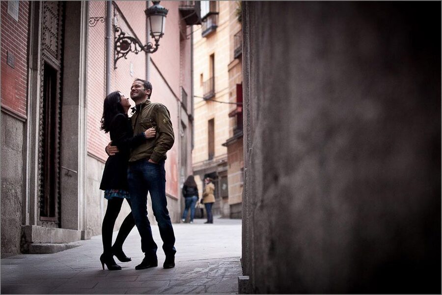 Madrid: Private Photo Shoot and Professional Images - What You Actually Get Back: Online Gallery and Poster-Ready Photos