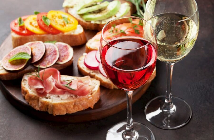 Madrid Private tour: Royal Palace & Cathedral & Old city - Mercado de San Miguel: plan how you’ll use it
