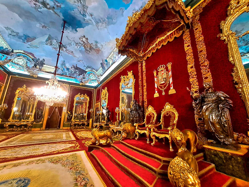 Madrid Private tour: Royal Palace & Cathedral & Old city - Private group pacing: when the guide adjusts to you