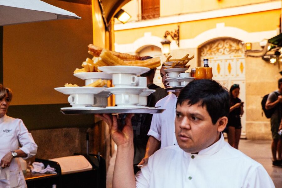 Madrid: Private Tour w/ Locals – Highlights and Hidden Gems - How the private format changes everything in 3 hours