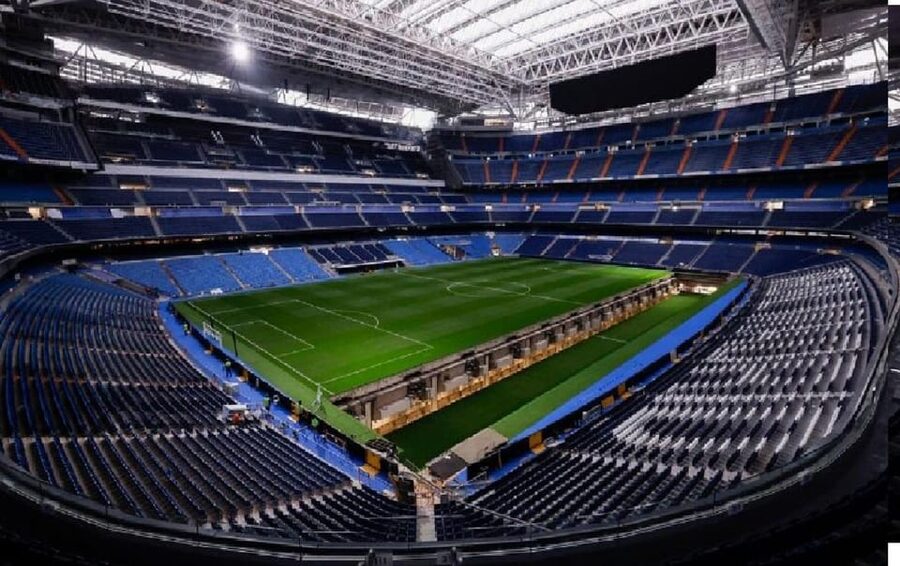 Madrid: Private VIP Real Madrid Bernabeu Stadium Tour - The field from the stands: the match-day payoff