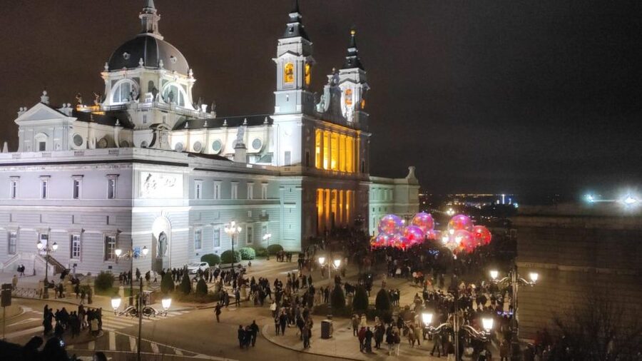 Madrid: Private Walking tour 2,5 hours or 5 hours - Key things to look for before you go