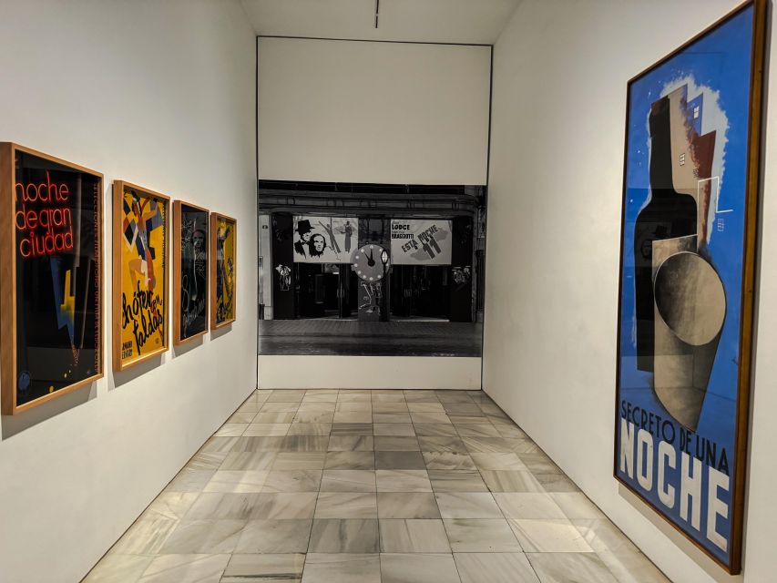 Madrid: Reina Sofía Guided Tour with Skip-the-Line Tickets - Bilingual English-Spanish guiding: the tradeoff you should plan for