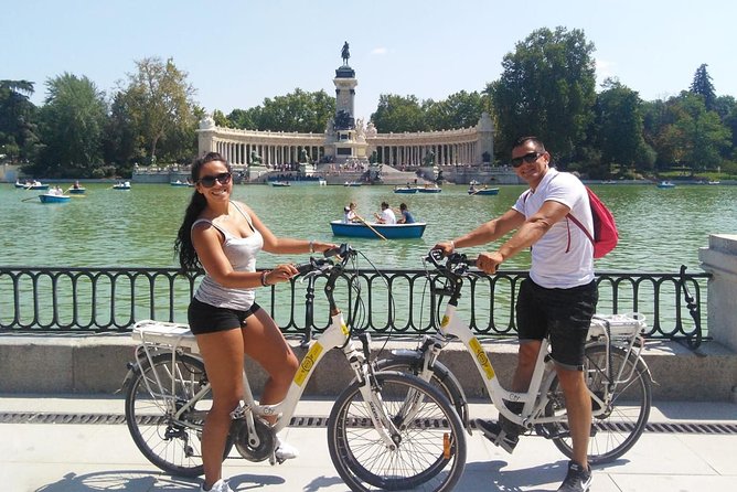 Madrid Retiro Park and Literary Quarter by Bike - Getting oriented: the main square and Literary-Quarter vibe