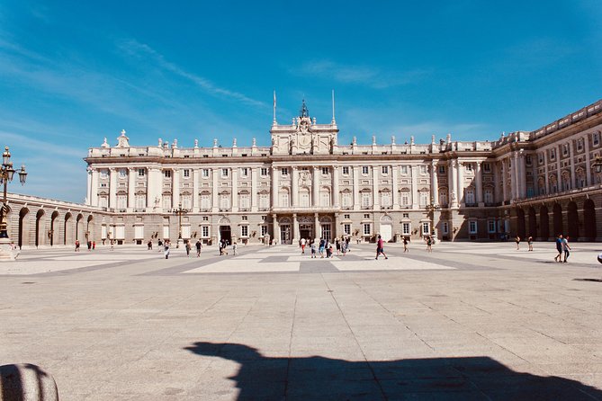 Madrid Royal Palace and Prado Museum Private Tour with Transfers - The Prado Museum: quick entrance plus a focused highlights route