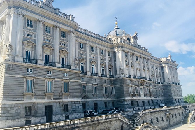 Madrid Royal Palace and Prado Museum Private Tour with Transfers - Customization: how the guide adapts when your group has different tastes
