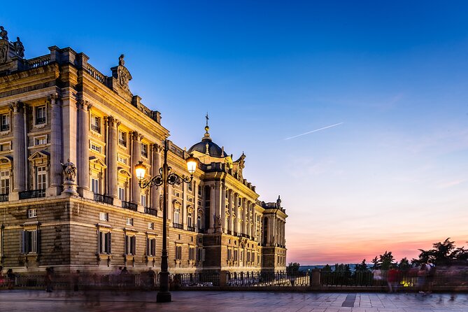 MADRID: Royal Palace and Prado Museum with transportation included - Group size and audio: how it changes what you actually get