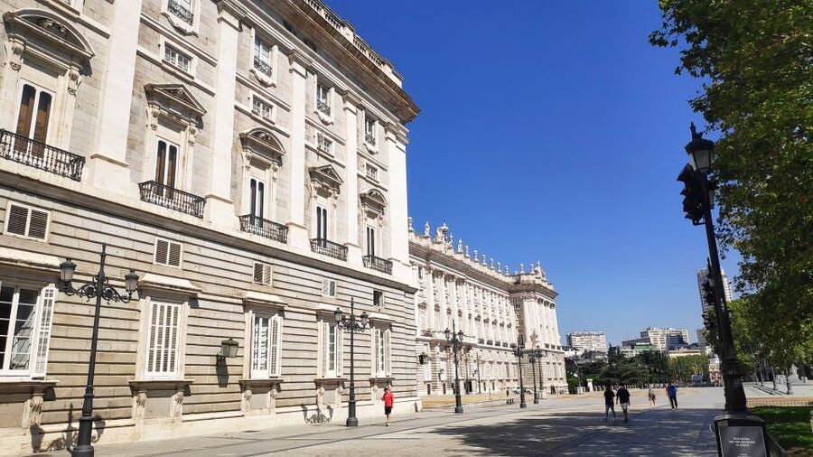 Madrid: Royal Palace Entry Ticket and Small Group Tour - Who This Tour Fits Best (and Who Might Prefer Another Plan)