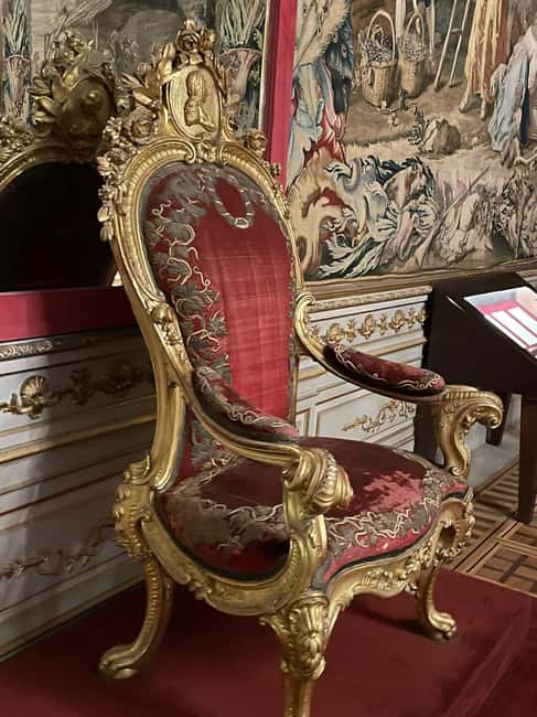 Madrid: Royal Palace Guided Tour with Entry Ticket - Who should book this tour (and who might prefer another plan)