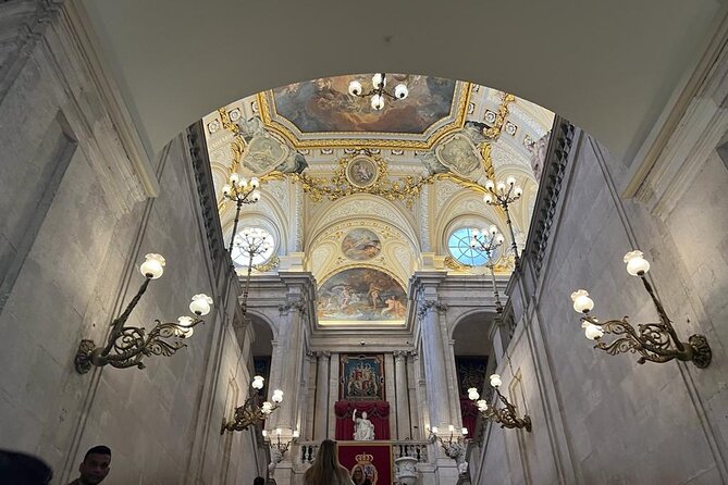 Madrid: Royal Palace Guided Tour with Skip the Line Ticket - Who should book this Royal Palace skip-the-line tour?