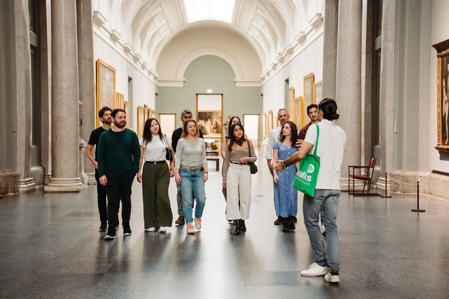 Madrid: Royal Palace, Prado Museum & Historic Center Tour - Key things to know before you go