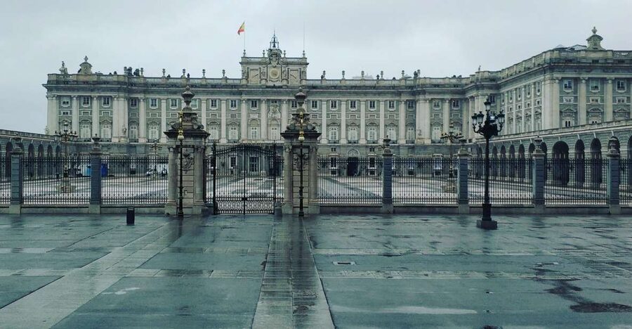 Madrid: Royal Palace & Prado Museum Private Tour - Royal Palace of Madrid: the monarchy setting up your whole day