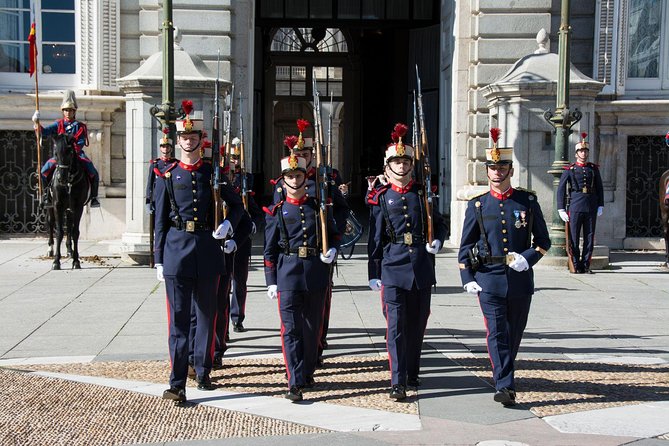 Madrid Royal Palace Private Tour with Skip-the-line Ticket - What makes the tour feel better than a self-guided walk