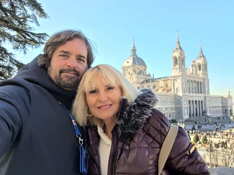Madrid: Royal Palace Private Tour with Tickets - Tickets included, transportation not: plan your own last mile