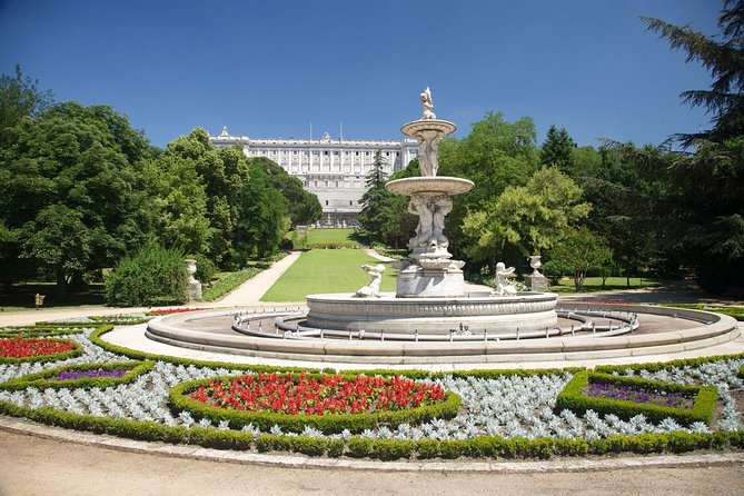 Madrid Royal Palace Professional Guided Tour with Skip the Line - Skip the Line: What Timed Entry Really Buys You