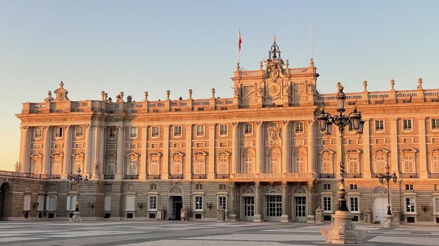 Madrid: Royal Palace Skip-the-Line Guided Tour - San Miguel Market Stop: Browse Your Way Through Spanish Food Culture